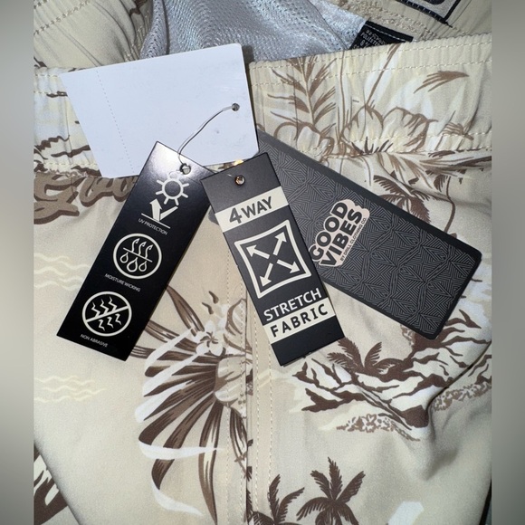 Good Vibes Beige/Brown 3 way stretch tropical swim Shorts. Size M. NWT - Picture 10 of 16